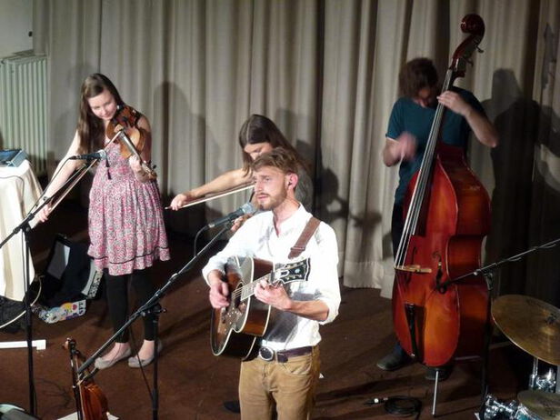 Lauterbacher Anzeiger: Als habe es die gesamte Popmusik nie gegeben... - 27.05.2015