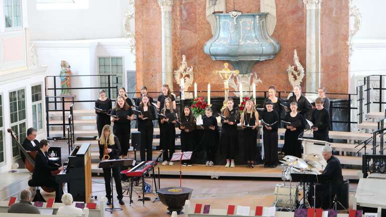 Lauterbacher Anzeiger: Der Heilige Geist groovt und swingt - 10.06.2025